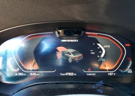 2022 BMW M550Xi z USA, uszkodzony, nr VIN WBA13BK04NCH66226